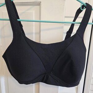 Lululemon black bra 36DD